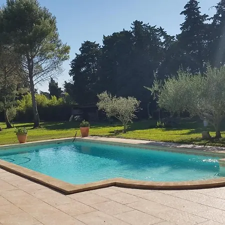 Halte En Provence Graveson